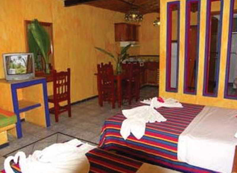 Hotel Y Suites Mar Y Sol Rincón de Guayabitos Exterior foto